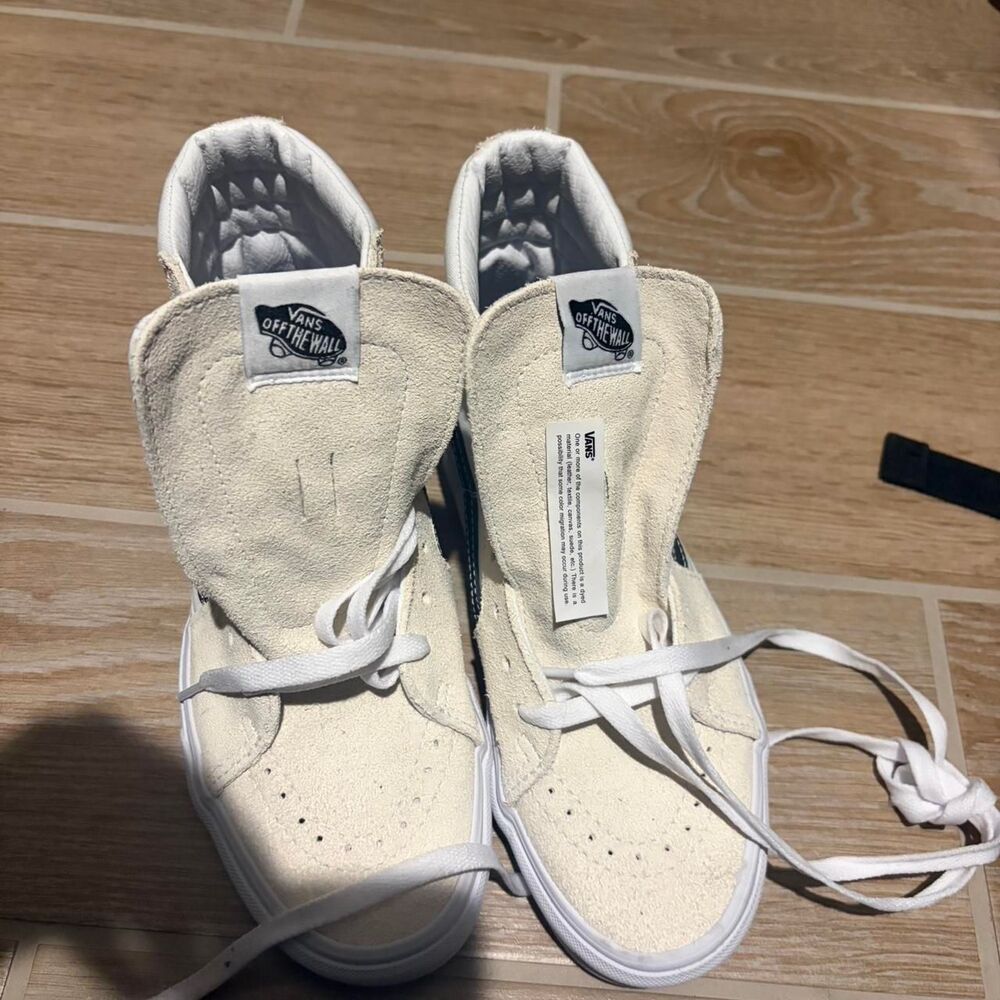 Vans Men's White and Cream Trainers